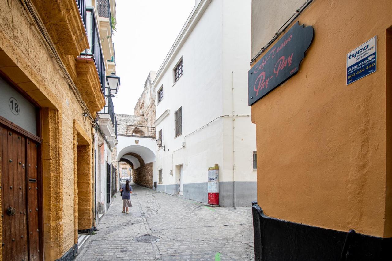 Las Tres Llaves De Cadiz Apartment Luaran gambar